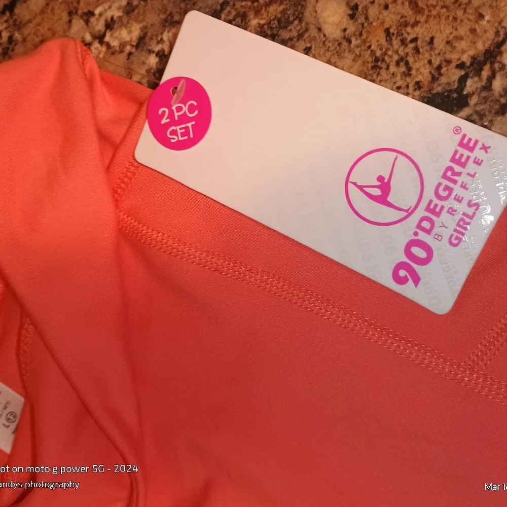 90° by reflex girls choral shorts. Biker style shorts. Size large.